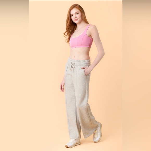 NWT! Blogilates Travel Trouser Sweatpants • Grey • Women’s Small - Picture 5 of 7